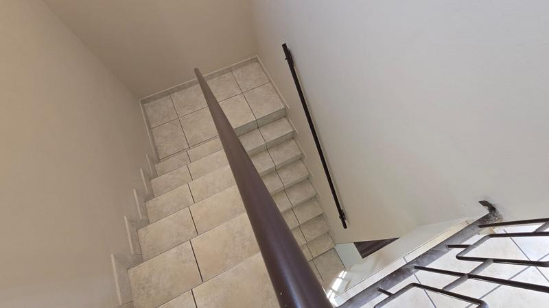 1 Bedroom Property for Sale in Welgelegen Western Cape